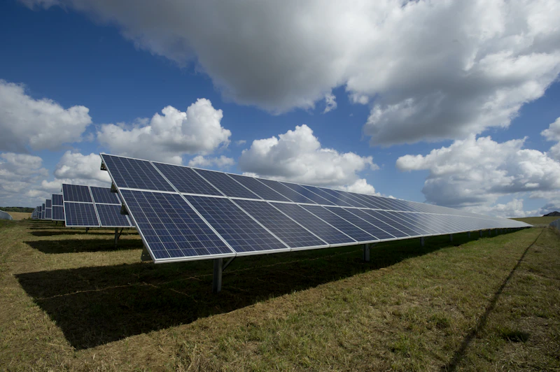 Canadian Solar HiKu7 590W Mono PERC Solar Panel (CS7N-590MS)